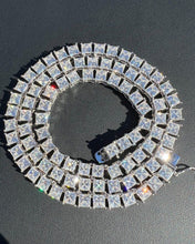 Load image into Gallery viewer, שרשרת טניס Moissanite מרובעת S925 בגודל 5 מ"מ